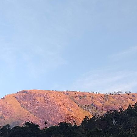 Asprin Homestay Munnar Εξωτερικό φωτογραφία
