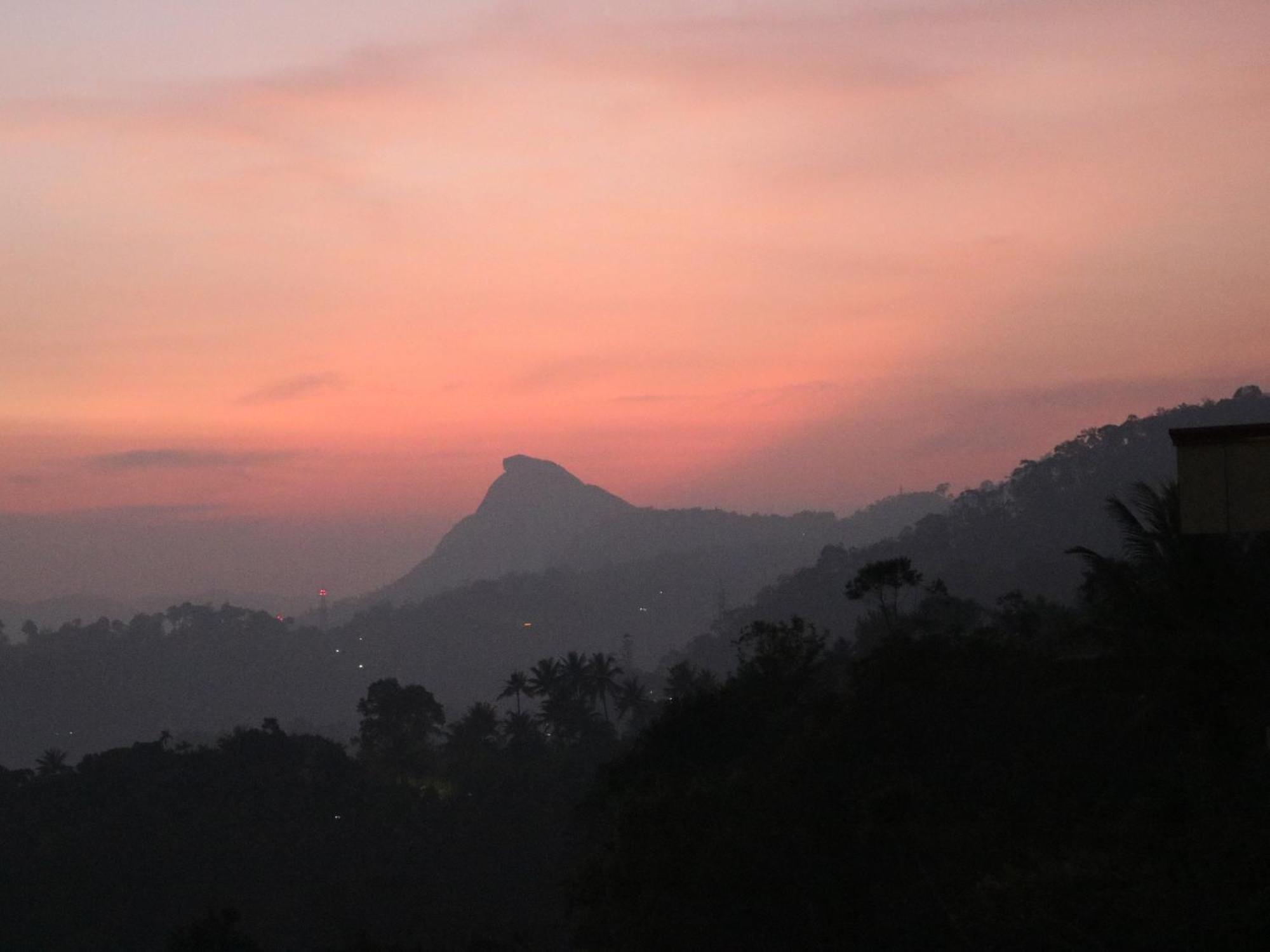 Asprin Homestay Munnar Εξωτερικό φωτογραφία